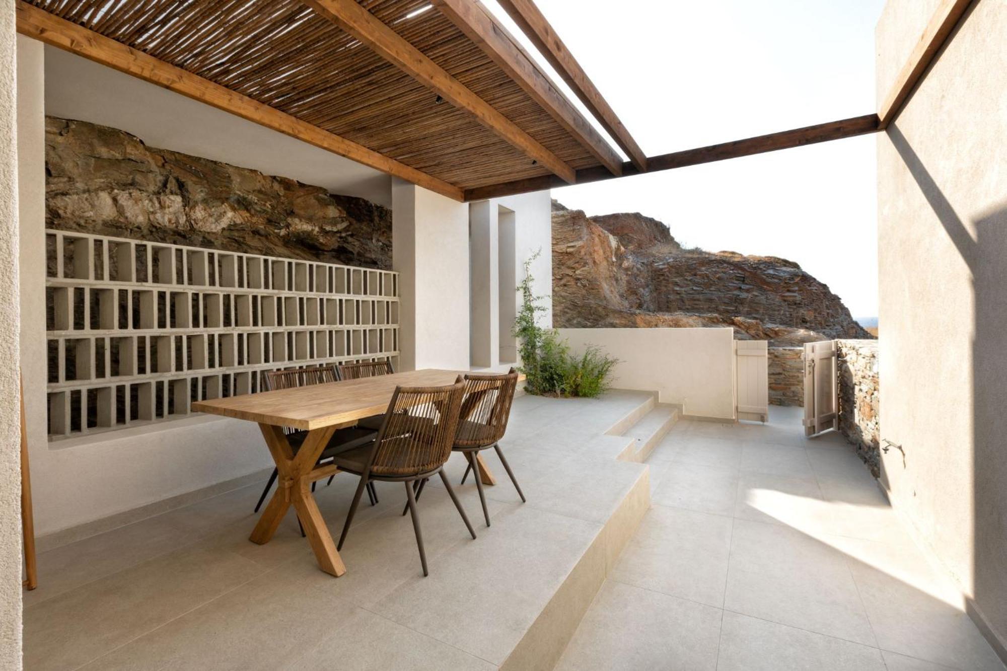 Yfes Hotel Kíthnos Exterior photo